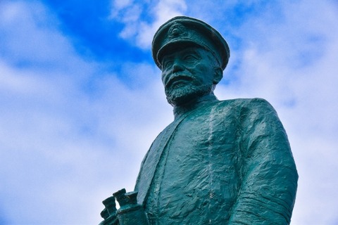 【悲報】Twitter民「日本軍のコスプレしたら、車椅子の老人に「上等兵殿！」って言われたw」(画像ｱﾘ)