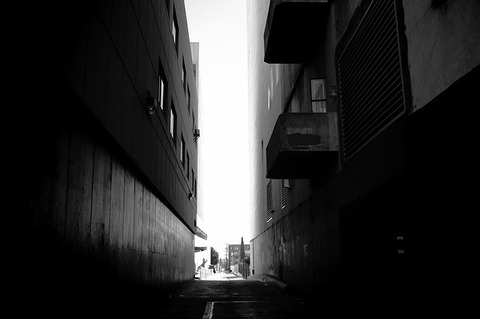 alley-4668809_640