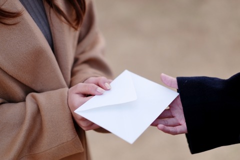 職場のパートさん(女/32)にコクられた・・・・結果