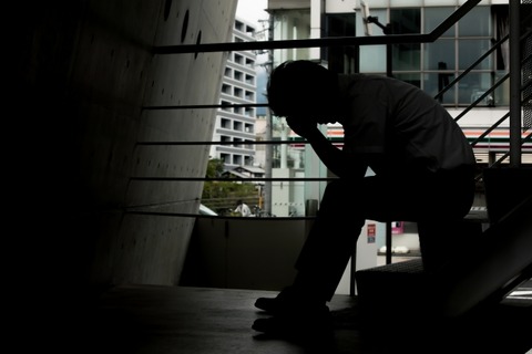 【悲報】ワイのパッパ、脳が破壊されてしまう・・・・
