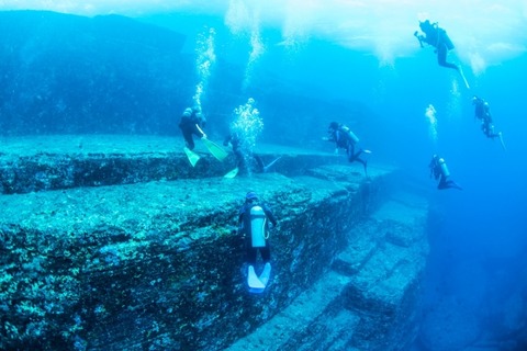 【閲覧注意】絶対深海には超巨大生物いるよな・・・