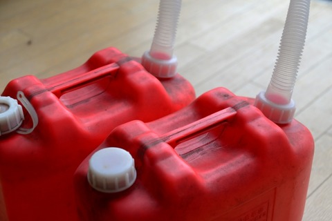 日本人「原油の値段高いなぁ…せや！水から石油作ったろｗ」→結果…(動画ｱﾘ)