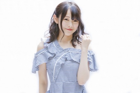 【画像】近所のお姉さん「今の男の子ってこういうのが好きなんでしょ…？」ﾊﾟｼｬ!!