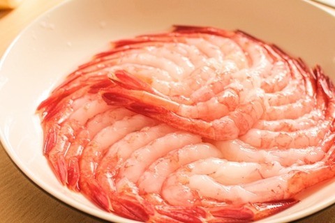 23歳女さん、甘エビを食べて死亡・・・・・・