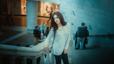 日本人さん、ロシア人美女YouTuberに完全論破されてしまう「ロシア人全員が悪いならお前らの円安もお前ら全員が悪いな」