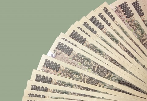 【悲報】Twitter女子「この写真を見て『マグロ』と呼ぶ男は年収400万未満ですｗ」→