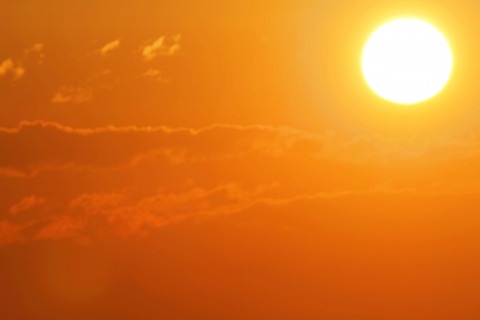 【速報】太陽さん、不気味な笑みを浮かべる…人類滅亡か！？