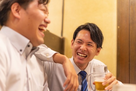 俺「飲み会強制は間違ってる」　上司「うん君は正しいね。一生“正しさ”だけを追求してれば？」→
