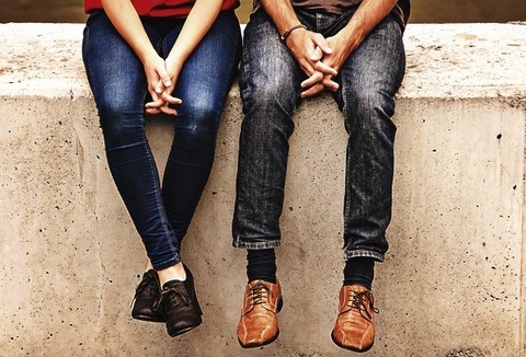 【画像】女さん「オタクに見られたくねえならこの服着るのやめろ」・・・・・・・・・