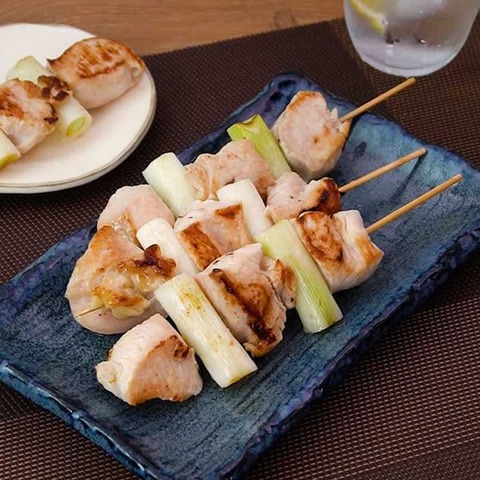 「焼き鳥注文した人～！肉、串から外しておくね～！」←この気遣いさぁ