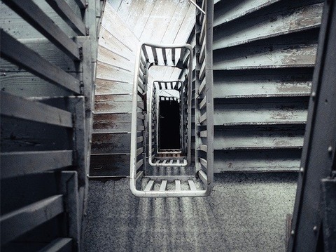 stairs-819372_640