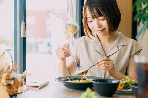 【画像】昼食にこれ食ってる女ｗｗｗｗｗｗ