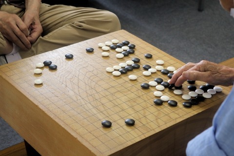 【悲報】日本の囲碁、ガチで終わる。お前らの10倍くらい終わってる模様・・・