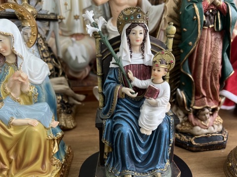 マリア「私処女なのに妊娠しちゃった…」ヨセフ「すごい！神の子だ！！！」