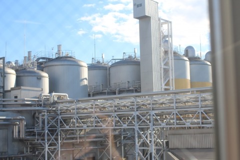 【悲報】ビール工場の従業員が原料に放尿、動画がSNSで拡散→