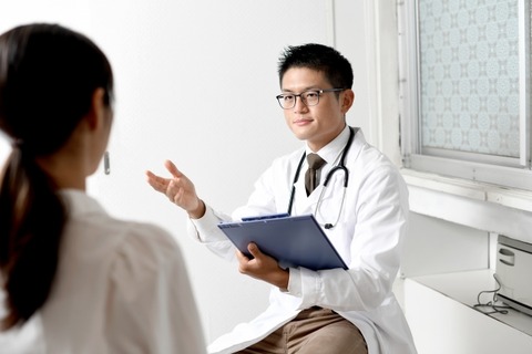 医者｢仰向けに寝ろ｣医者｢横向きで寝ろ｣←これ…