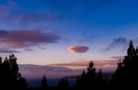 【衝撃】米軍、アラスカで未確認飛行物体を撃墜