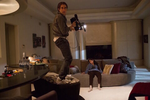 news_xlarge_nightcrawler_20150818_07