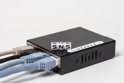 【悲報】ワイ、破損したLANケーブルを新しいものに付け替えようとしたところ厳重注意される