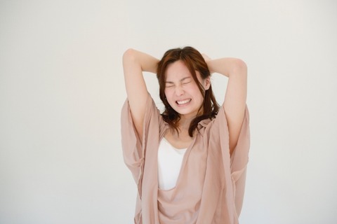 ババア先輩(35)「入社2年目の女に彼氏寝取られた」→結果ｗｗｗ