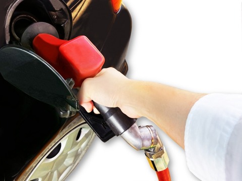 【速報】セルフスタンドの監視員だけど客来るとムカつくから無意味に15秒くらい待ってから許可出した結果ｗｗｗ