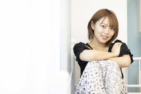 職場女「なんで彼女作らないの？」ワイ「作れないの」女「なったげよっか？」→結果