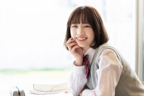 【呆然】妹（16）「兄貴の彼女美人ってほどじゃないよね」「早く別れなよ」「別れろ」→結果・・・・