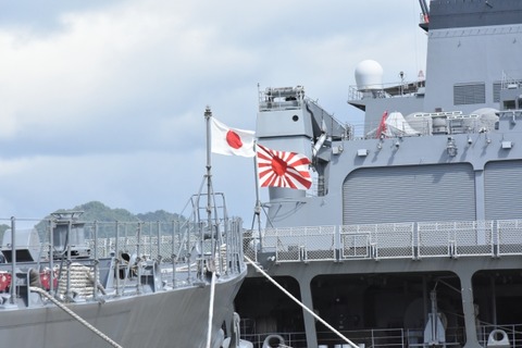 【悲報】米軍「台湾に何かあってみい！日本が黙っとらんぞ！」日本「……」