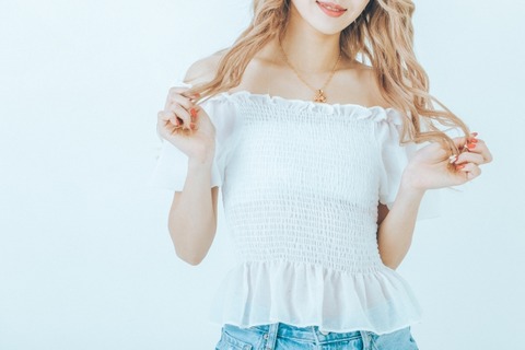 【画像】こういう美人ギャルとビビらず会話できるなんJ民、いないｗ