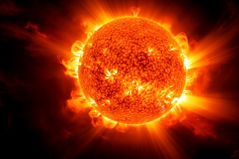 【衝撃】Twitter民「太陽小さくて草」ﾊﾟｼｬ!!