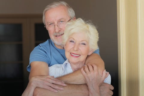 介護福祉士「施設はラブホじゃない」