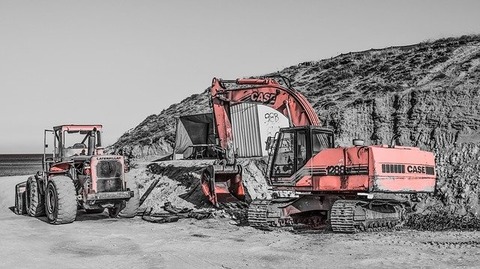 heavy-machines-2358445_640