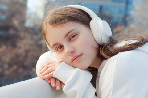 【悲報】アメリカの女様(14歳)「残念～実は18歳じゃなくて14歳でしたｗｗ口止め料としてベンツと2000万円ねｗw」→結果