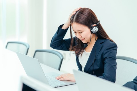 【画像】「仕事中に水を飲んでる人がいる！？クレーム入れたろ！！！！」→結果ｗｗｗｗｗｗｗｗｗ