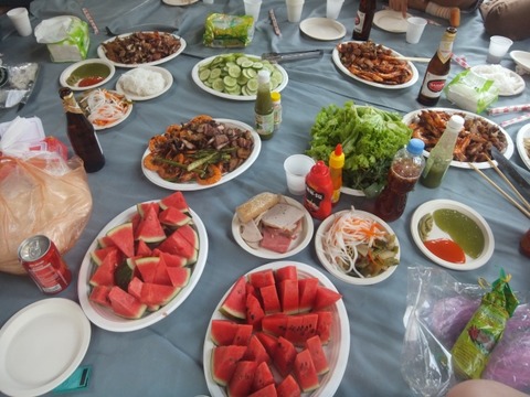 【画像】168cm104kg君が食べる夜食がコチラ