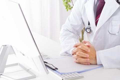 医者「1日何本くらい吸いますか？」禁煙外来ワイ「2箱ですね」医者「2箱!?」→