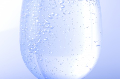 【画像】お爺ちゃん「最近ハマった『川』というジュース、炭酸が効いててうまいｗ」