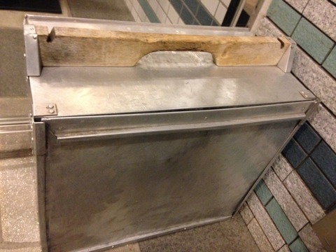 【画像】昔の蕎麦屋の出前、凄すぎるｗｗｗｗｗ