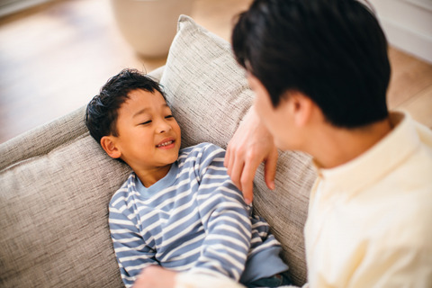 ぼく（12）「公務員なんてカッコ悪いのなりたくない」ｷｬｯｷｬｯ　未来から来たワイ（30）「ちがう」→