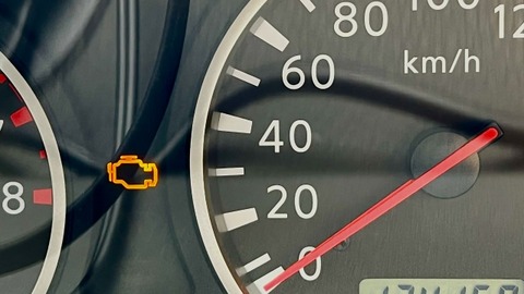 エンジンの警告灯が点き始めて１ヵ月経った結果・・・