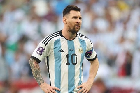 【動画】メッシ、電線に気づかず死にかけてしまう…