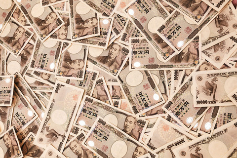 【画像】彡(°)(°)「え、このカニに素手で勝てたら1億円！？やるやるぅ！！」→