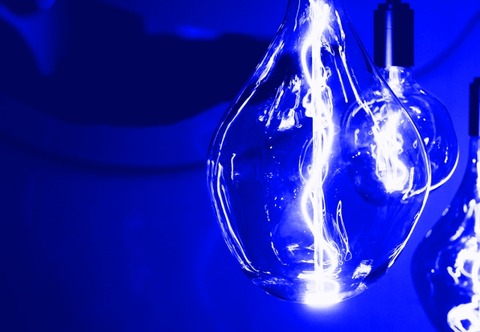 【悲報】24歳巡査長、着任から3日で拳銃自殺した事件といえばコレだよな・・・・・・