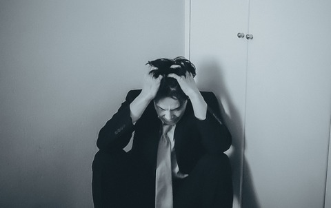 【画像】弱者男性（35）、とんでもない犯罪がバレて人生が終わったとむせび泣くｗｗｗｗｗｗｗｗ