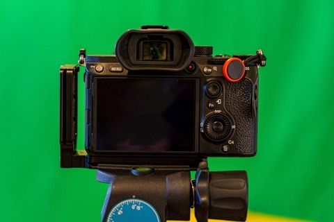 【動画】ハゲたカメラマン、レディ・ガガのケツを叩いて大炎上してしまうｗｗｗｗｗｗｗ