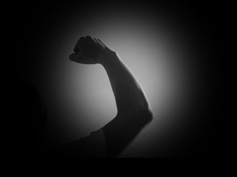 【悲報】メロス「勝手に親友を人質にした。寝坊して遅刻しかけた」←こいつがセリヌンを殴った理由…