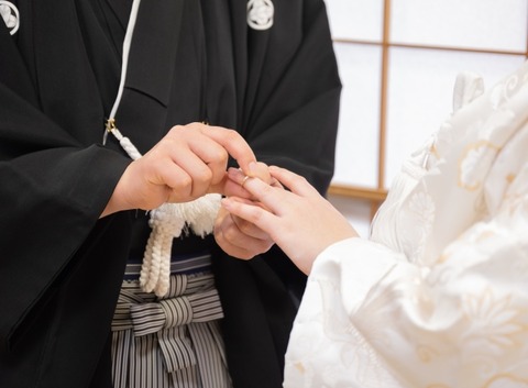 女上司(38)「私も結婚とかしてみたかったなーw」ワイ(26)「ワイがもらってあげましょうか？w」→結果…