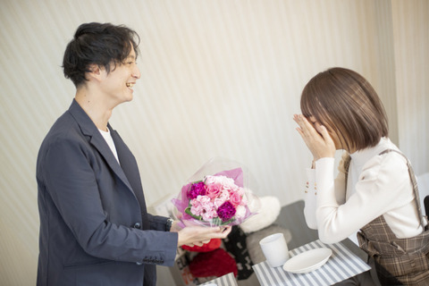 嫁（31）がパート先の大学生バイトに告られた結果・・・・・・・