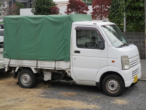 【悲報】ホムセンでトラックを借りた男さん、54万円請求されてしまった結果・・・