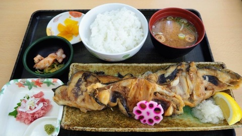 【画像】俺の朝飯がコチラｗｗｗｗｗｗｗｗｗｗ